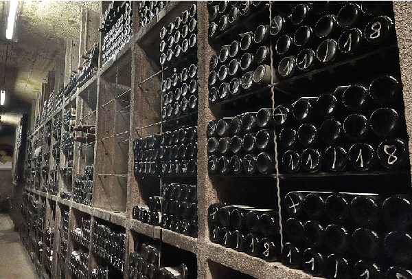 Fr 12.12.2025 Auf ein Glas: Die Hausbar und alles was dafür wichtig ist